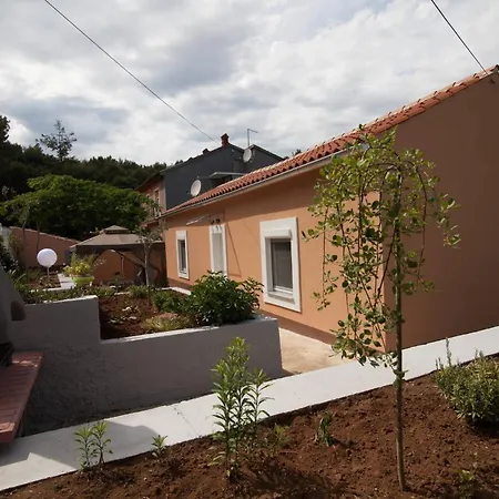 House With A Parking Space - 27714 Semesterbostad Pula